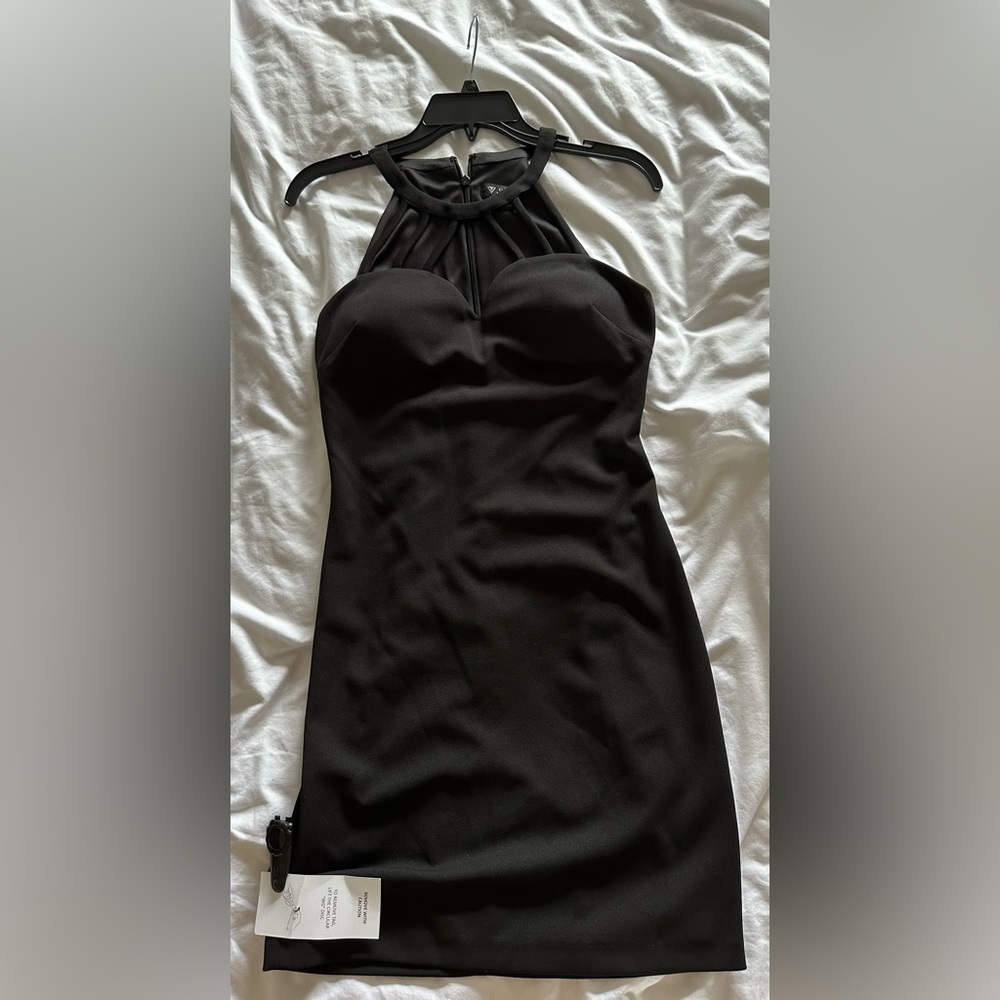 Guess (4) - black dress - new with tags